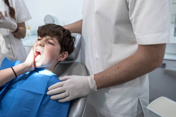Best Mobile Emergency Dentist in Country Clu, CA